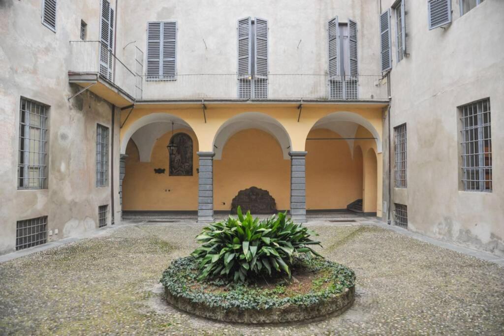 Cozy Apartment In Palazzo Malaspina Piacenza Kültér fotó